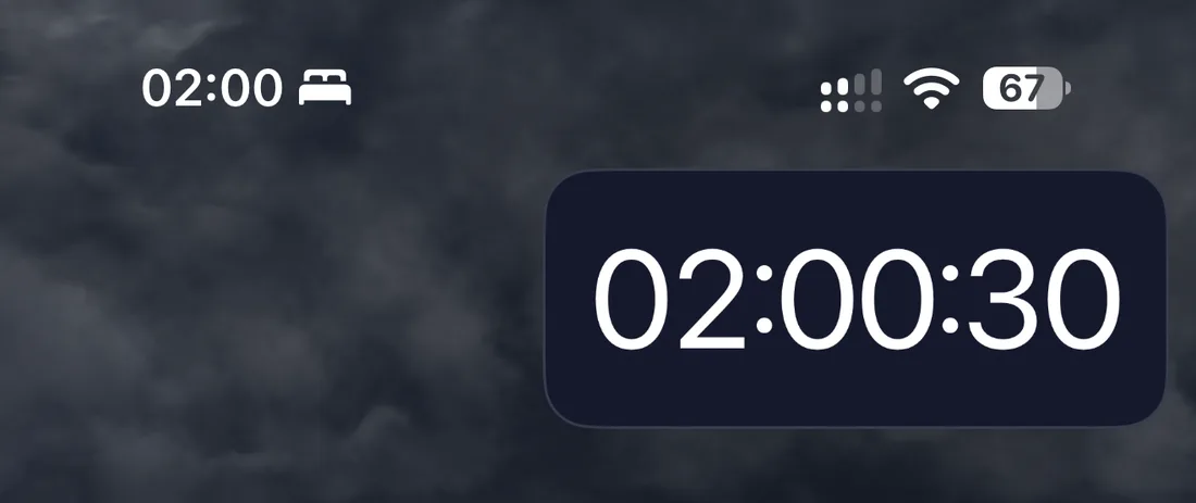 The Floating Clock window showing live hours:minutes:seconds